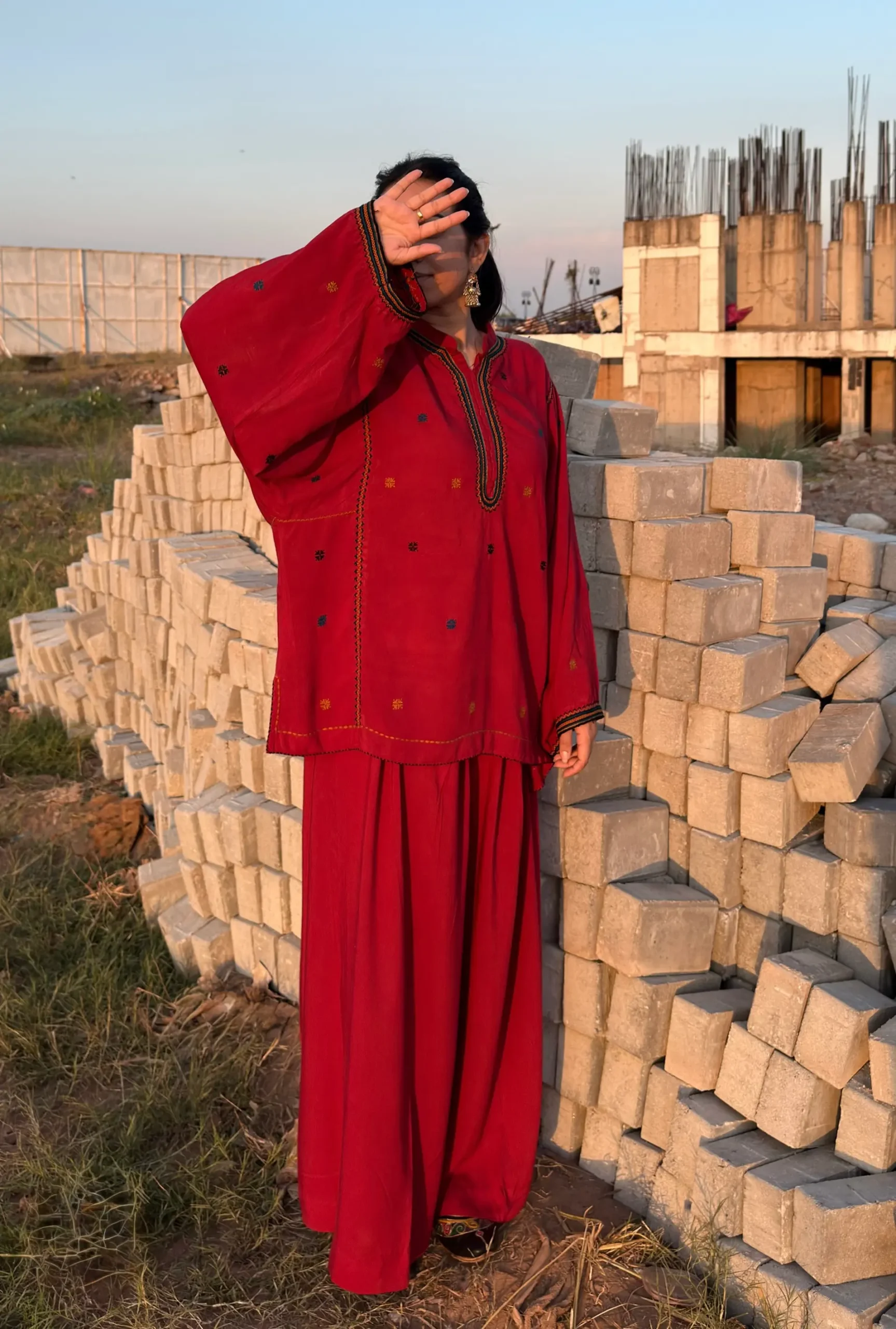 Red Nomadic - Image 2